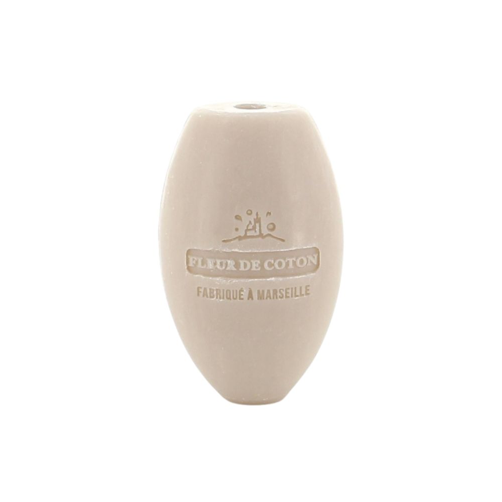 F240ROP-COT_savon-ecolier-beurre-karite-fleur-coton-soap-rope-shea-butter-cotton-flower-240g-2 Savon rotatif, enrichi de beurre de karité et parfumé à fleur de coton, 240g, sans la corde